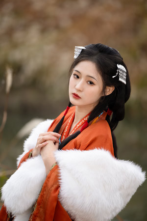 紫彩乃在线