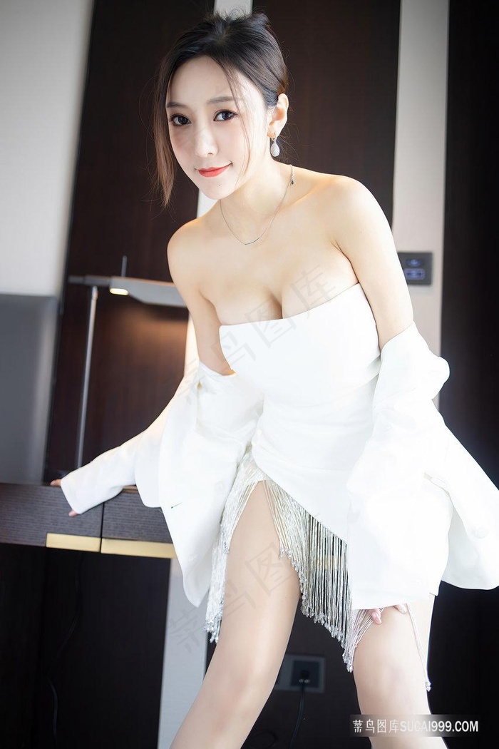 美女热舞